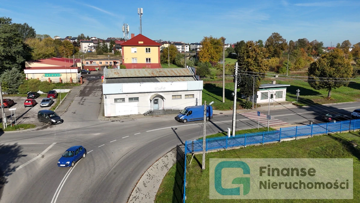 🏢 Budynek handlowo-usługowy | 464,87 m² | działka 656 m² | ul. Kolejowa, Rawa Mazowiecka
