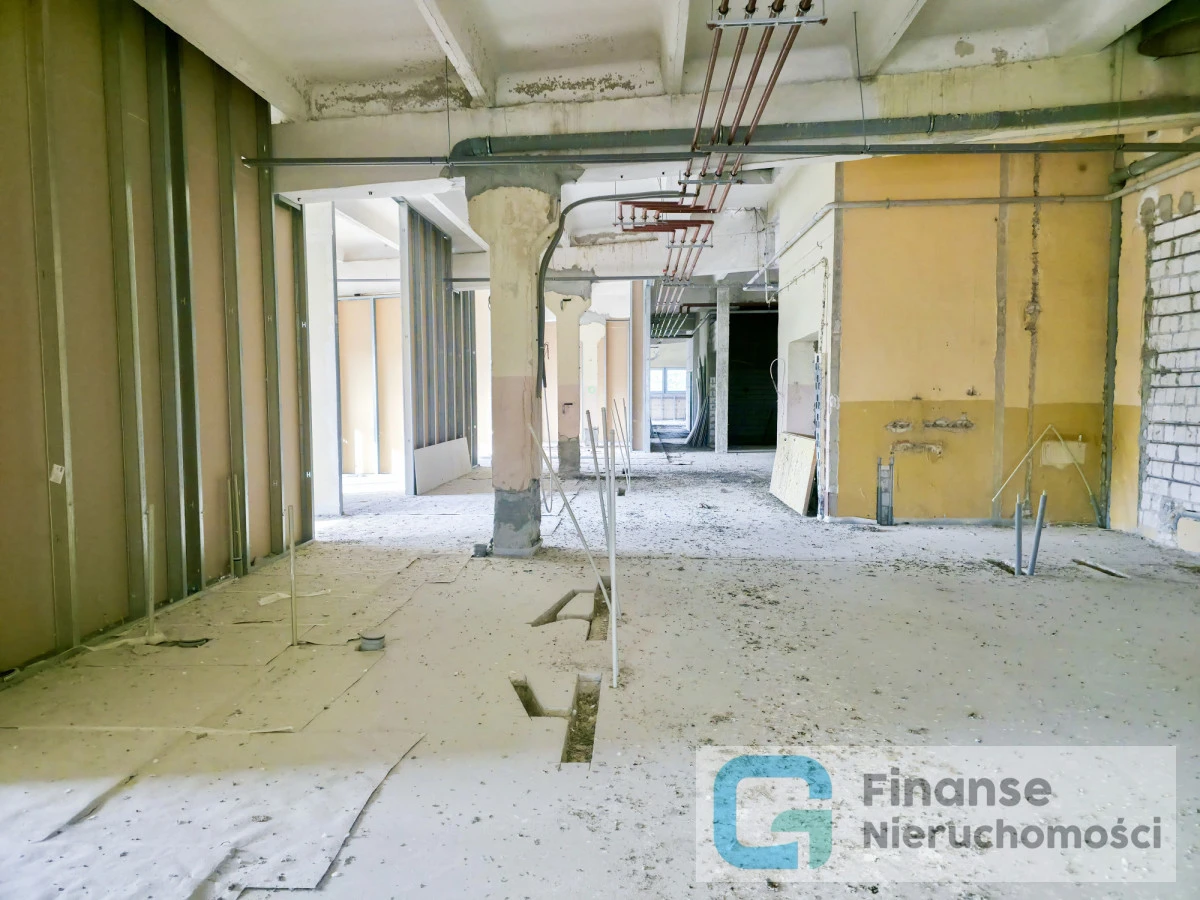 🏢 BUDYNEK USŁUGOWO-PRODUKCYJNY Z DUŻYM POTENCJAŁEM INWESTYCYJNYM | RAWA MAZOWIECKA, UL. KRAKOWSKA 11B | OK. 1565 m²