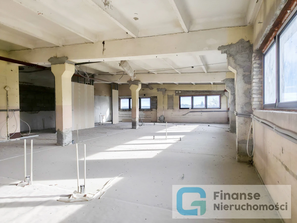 🏢 BUDYNEK USŁUGOWO-PRODUKCYJNY Z DUŻYM POTENCJAŁEM INWESTYCYJNYM | RAWA MAZOWIECKA, UL. KRAKOWSKA 11B | OK. 1565 m²