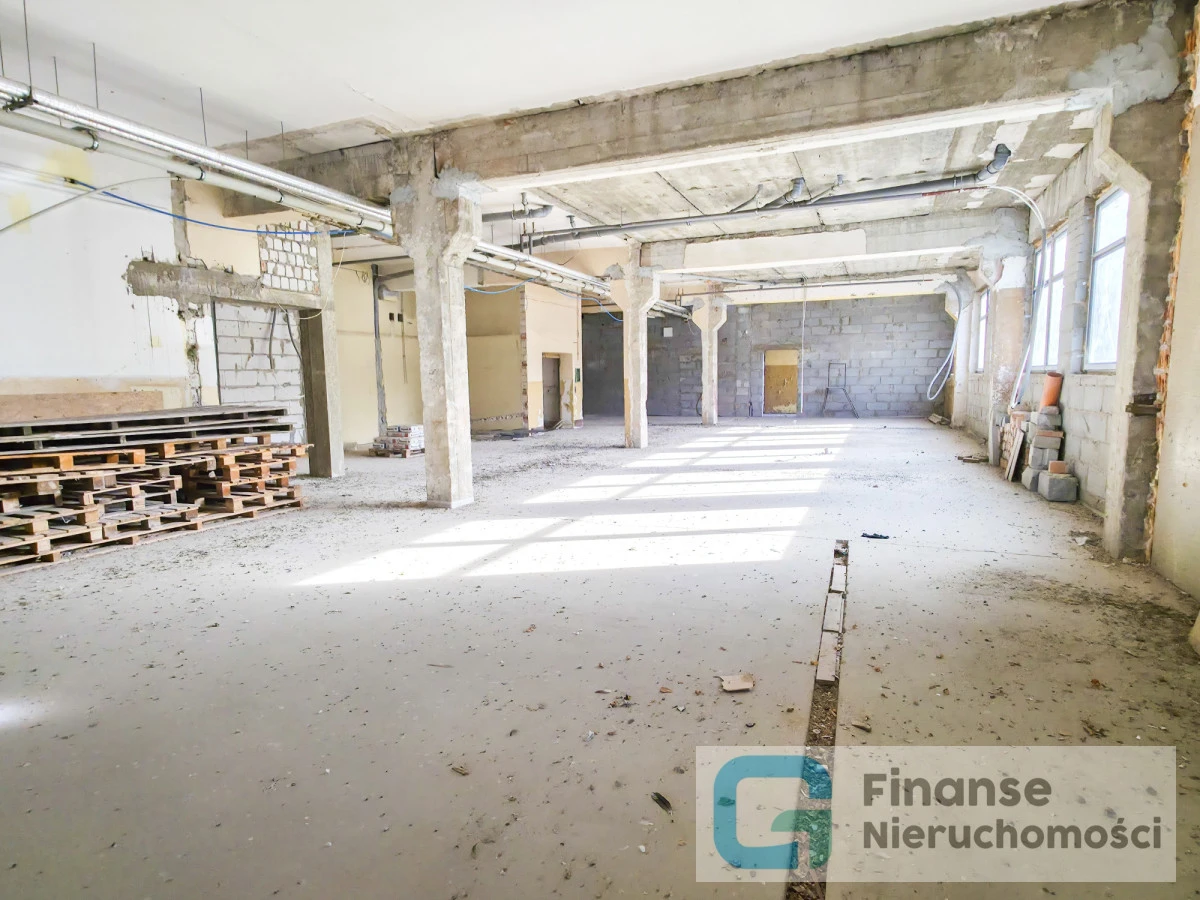 🏢 BUDYNEK USŁUGOWO-PRODUKCYJNY Z DUŻYM POTENCJAŁEM INWESTYCYJNYM | RAWA MAZOWIECKA, UL. KRAKOWSKA 11B | OK. 1565 m²