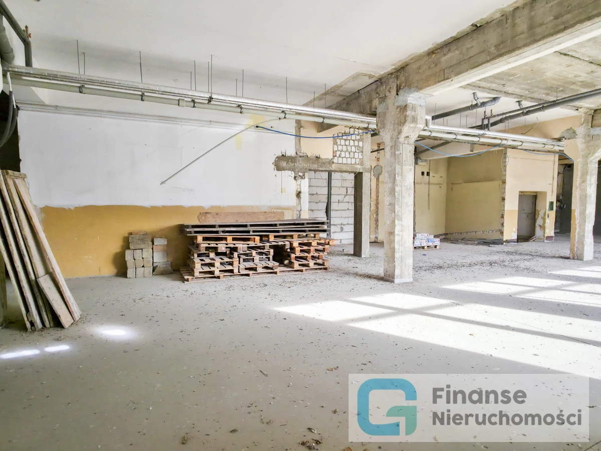 🏢 BUDYNEK USŁUGOWO-PRODUKCYJNY Z DUŻYM POTENCJAŁEM INWESTYCYJNYM | RAWA MAZOWIECKA, UL. KRAKOWSKA 11B | OK. 1565 m²