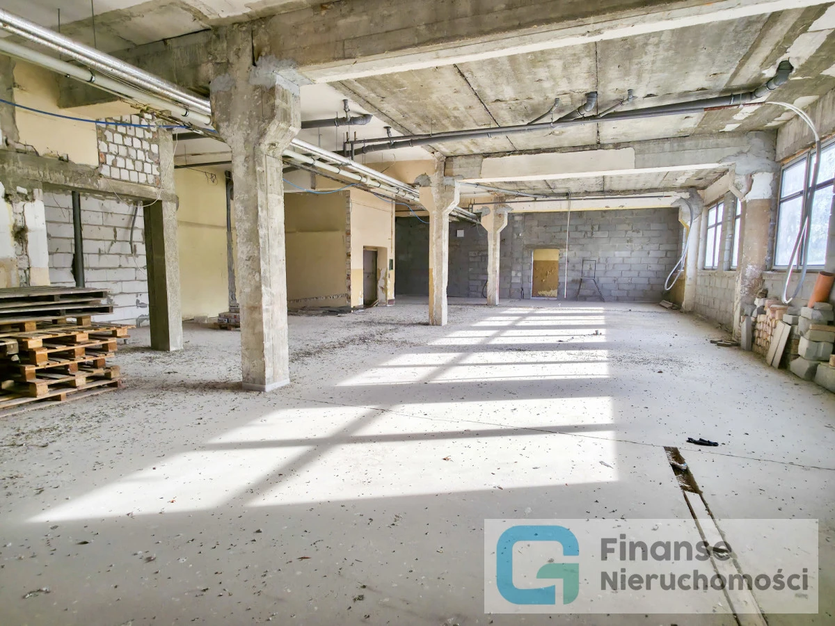 🏢 BUDYNEK USŁUGOWO-PRODUKCYJNY Z DUŻYM POTENCJAŁEM INWESTYCYJNYM | RAWA MAZOWIECKA, UL. KRAKOWSKA 11B | OK. 1565 m²