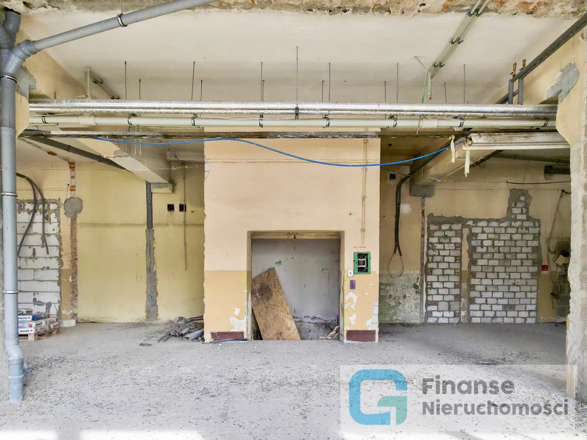 🏢 BUDYNEK USŁUGOWO-PRODUKCYJNY Z DUŻYM POTENCJAŁEM INWESTYCYJNYM | RAWA MAZOWIECKA, UL. KRAKOWSKA 11B | OK. 1565 m²