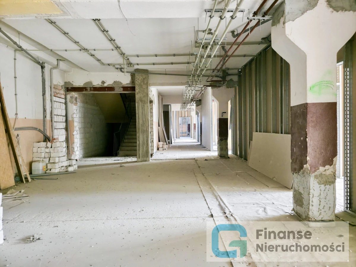 🏢 BUDYNEK USŁUGOWO-PRODUKCYJNY Z DUŻYM POTENCJAŁEM INWESTYCYJNYM | RAWA MAZOWIECKA, UL. KRAKOWSKA 11B | OK. 1565 m²