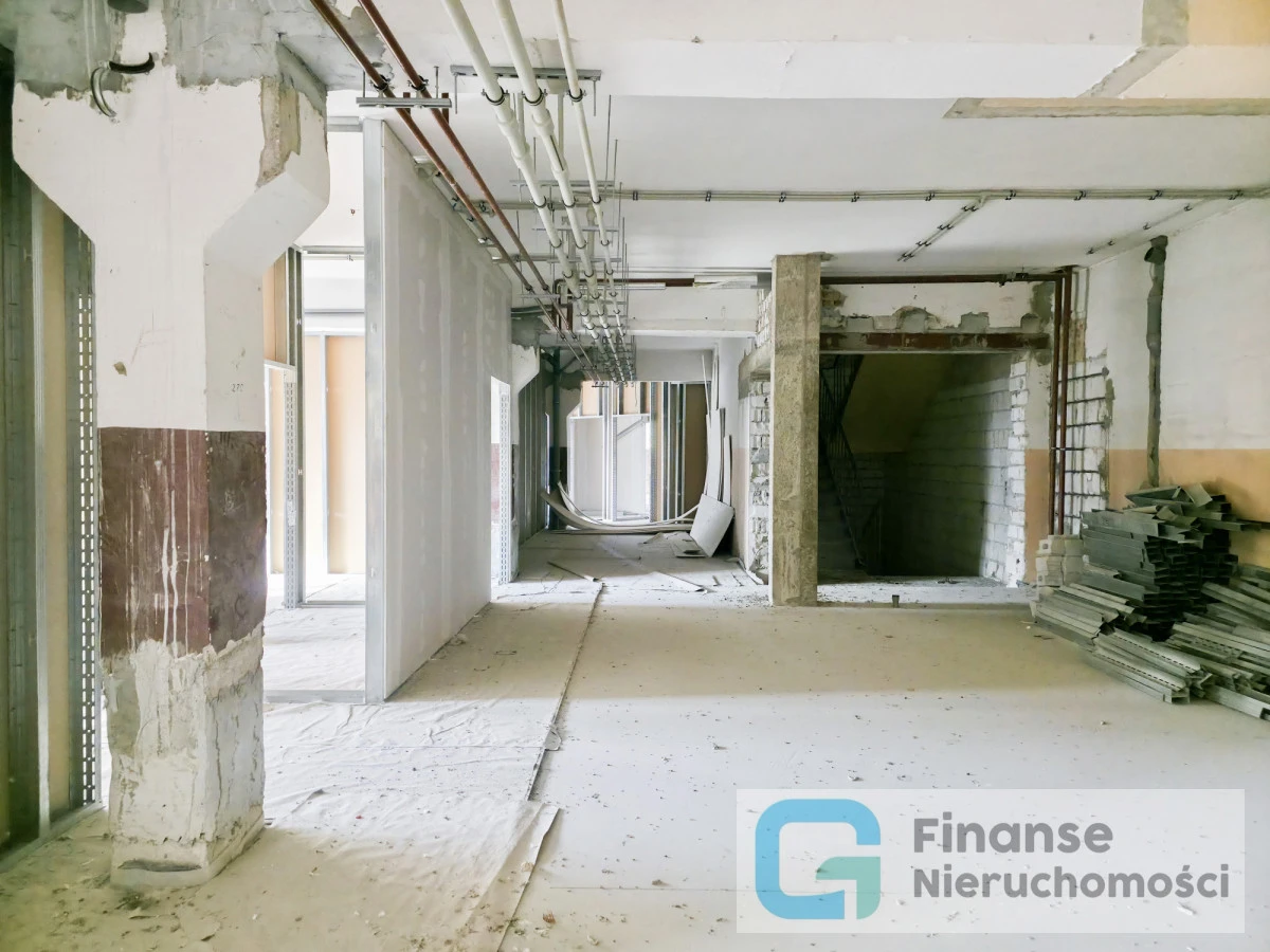 🏢 BUDYNEK USŁUGOWO-PRODUKCYJNY Z DUŻYM POTENCJAŁEM INWESTYCYJNYM | RAWA MAZOWIECKA, UL. KRAKOWSKA 11B | OK. 1565 m²