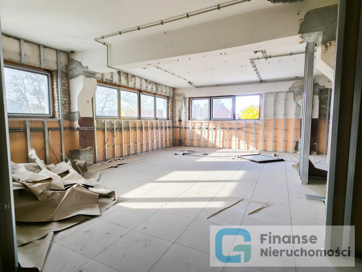 🏢 BUDYNEK USŁUGOWO-PRODUKCYJNY Z DUŻYM POTENCJAŁEM INWESTYCYJNYM | RAWA MAZOWIECKA, UL. KRAKOWSKA 11B | OK. 1565 m²