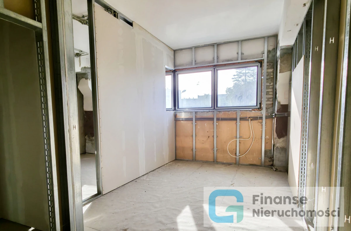 🏢 BUDYNEK USŁUGOWO-PRODUKCYJNY Z DUŻYM POTENCJAŁEM INWESTYCYJNYM | RAWA MAZOWIECKA, UL. KRAKOWSKA 11B | OK. 1565 m²