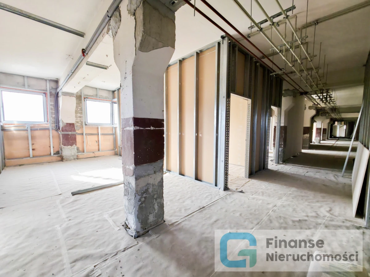 🏢 BUDYNEK USŁUGOWO-PRODUKCYJNY Z DUŻYM POTENCJAŁEM INWESTYCYJNYM | RAWA MAZOWIECKA, UL. KRAKOWSKA 11B | OK. 1565 m²