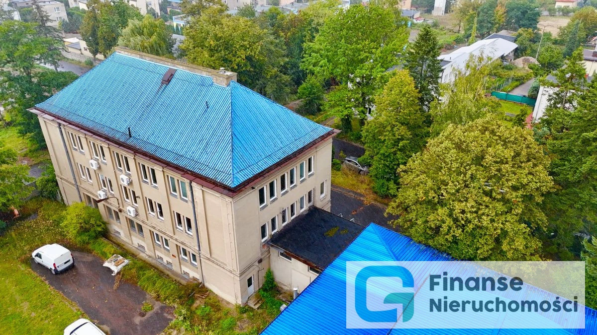 🏢 BUDYNEK USŁUGOWY Z POTENCJAŁEM INWESTYCYJNYM | RAWA MAZOWIECKA, UL. KRAKOWSKA 22B | 2 370 000 zł
