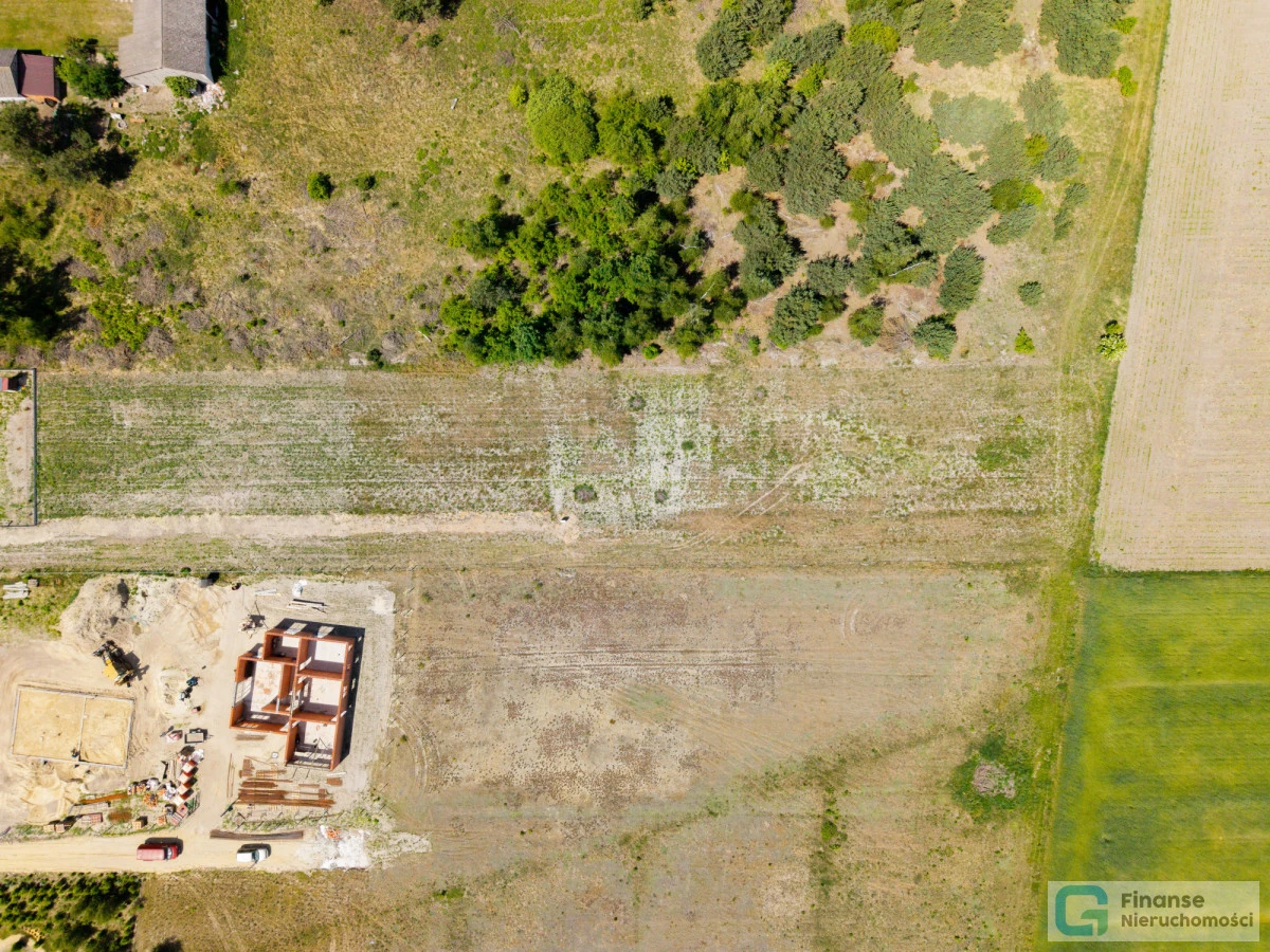 🏡 Działka budowlana 836 m² | Sierakowice Lewe | MPZP 8 MNu | Media w drodze |