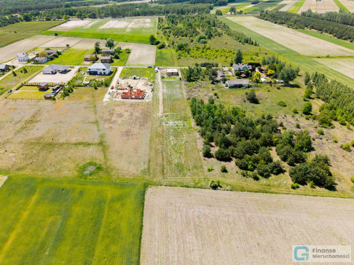 🏡 Działka budowlana 836 m² | Sierakowice Lewe | MPZP 8 MNu | Media w drodze |