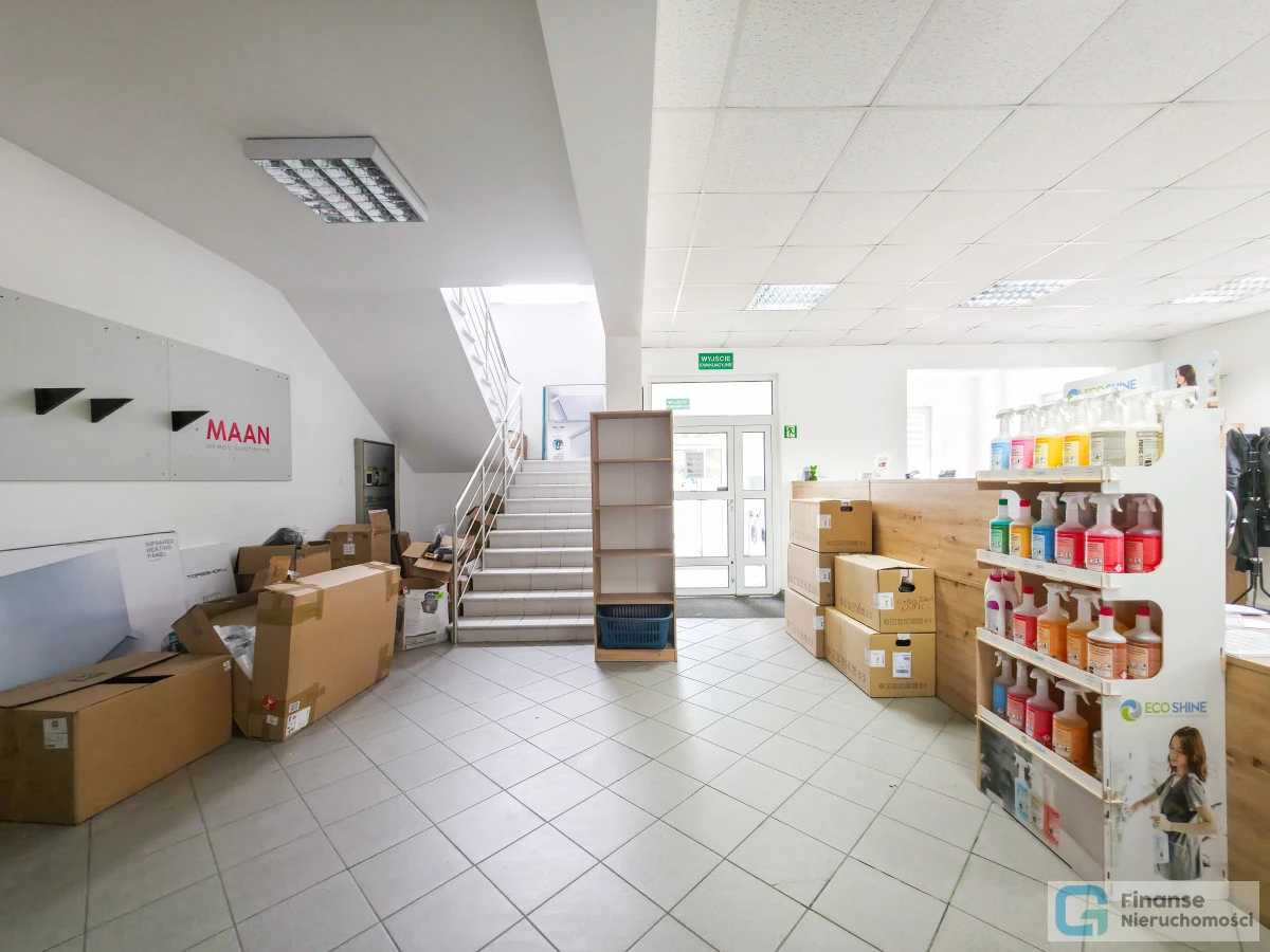 🏭 MAGAZYN + POWIERZCHNIE BIUROWE NA WYNAJEM | 810 m² MAGAZYNU | 540 m² BIUR | DZIAŁKA 11 309 m² | DUŻY TEREN OPERACYJNY