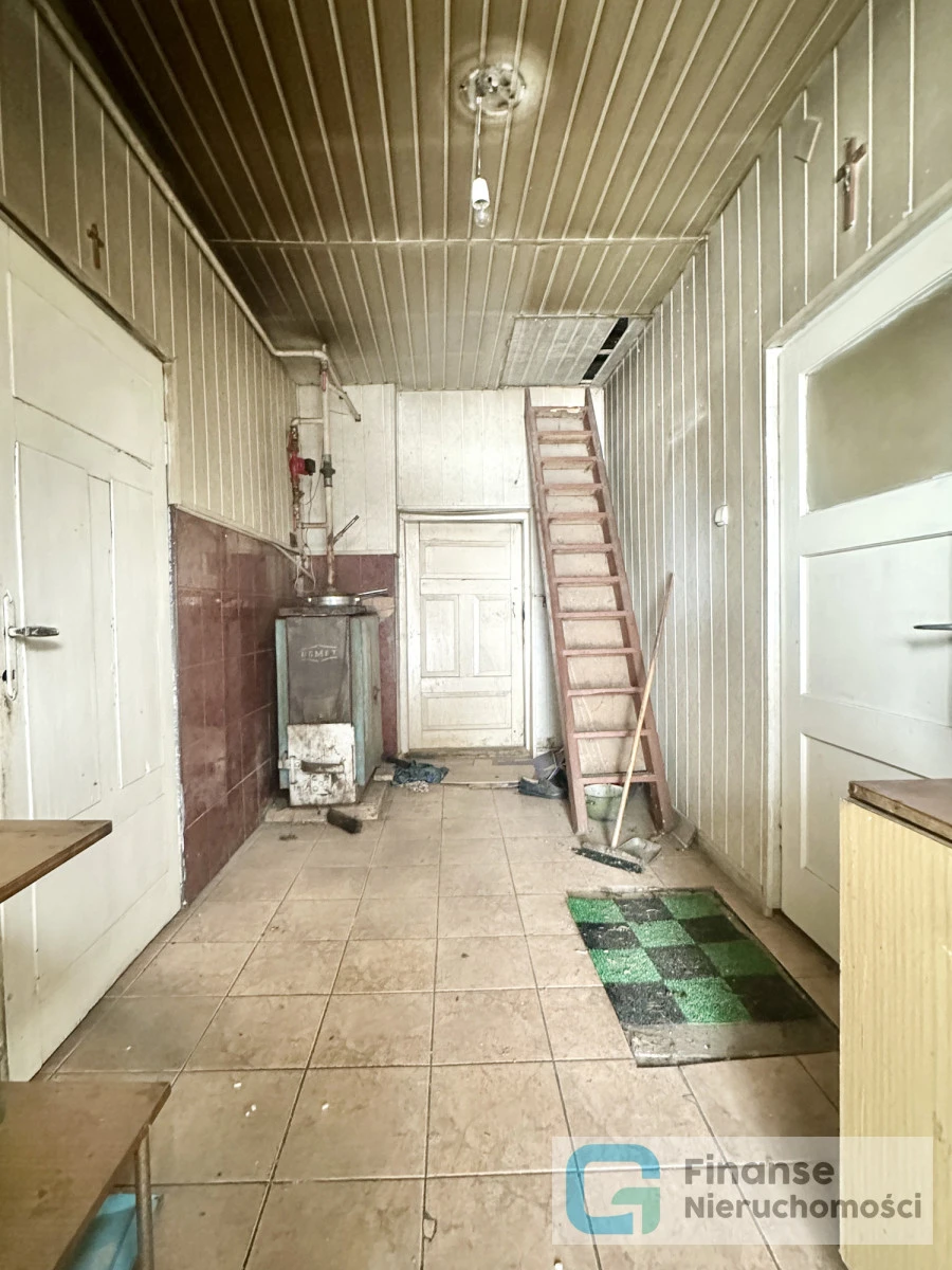 🏡 Siedlisko z dużym potencjałem | Dom 120 m² | Działka 8500 m² | 4 budynki gospodarcze | 330 000 zł