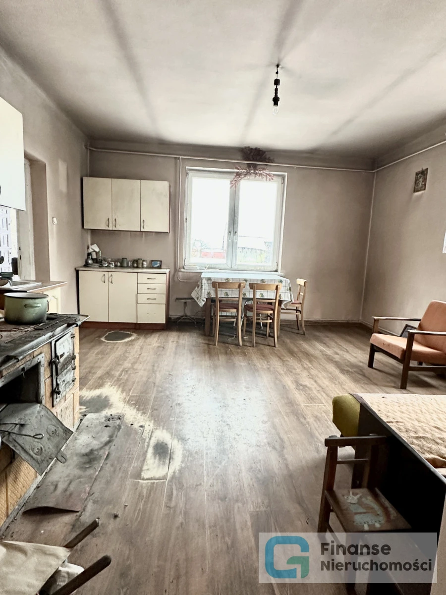 🏡 Siedlisko z dużym potencjałem | Dom 120 m² | Działka 8500 m² | 4 budynki gospodarcze | 330 000 zł