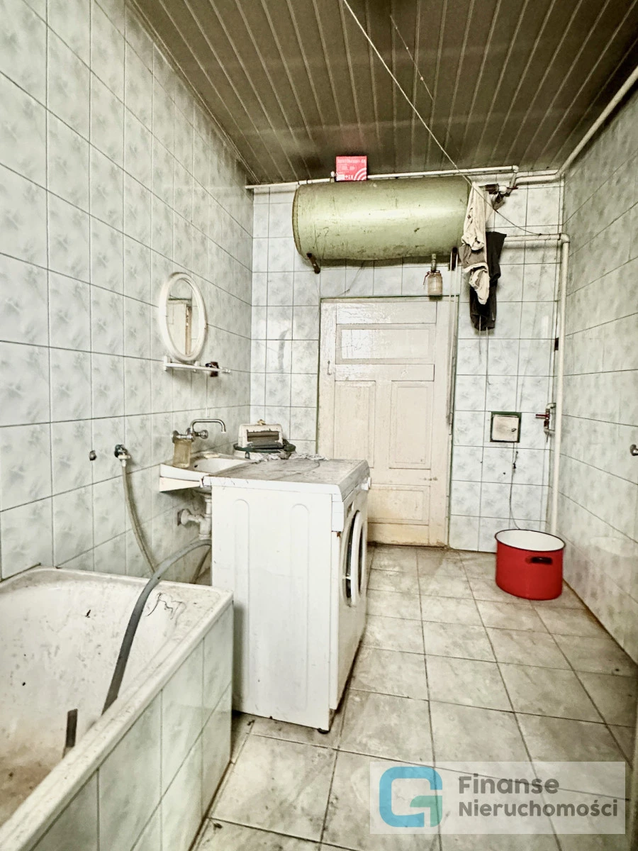 🏡 Siedlisko z dużym potencjałem | Dom 120 m² | Działka 8500 m² | 4 budynki gospodarcze | 330 000 zł
